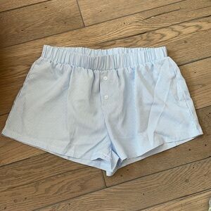 Women’s boxed shorts